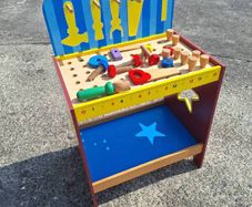 Childs work bench toy see dimensions