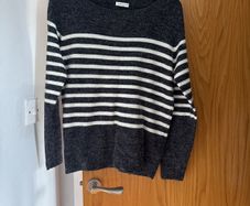 Jacqueline de Yong Jumper