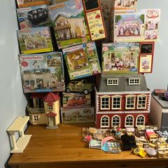 Sylvanian Family bundle .