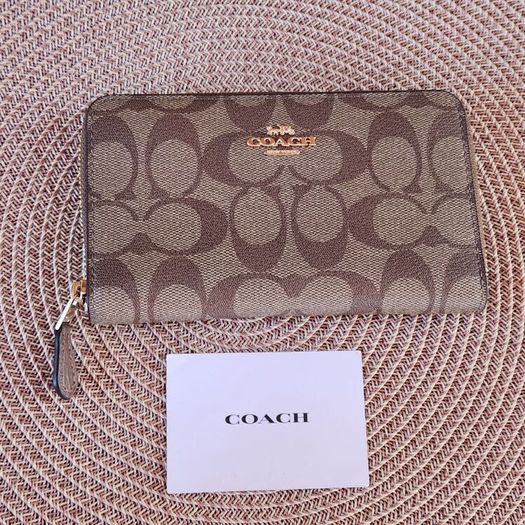 Coach purse (brand new)