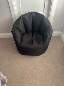 Snug bean bag chair