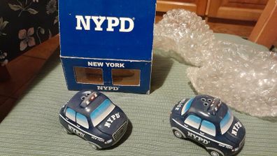 New York NYPD Salt and pepper set. New and unused