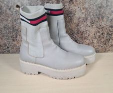 Womens Tommy Hilfiger Tamy Higher 2a Chelsea Boots Beige Cream Size Uk 7 Eu 41