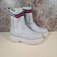 Womens Tommy Hilfiger Tamy Higher 2a Chelsea Boots Beige Cream Size Uk 7 Eu 41