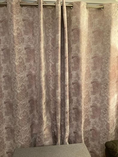 curtains perfect condition.