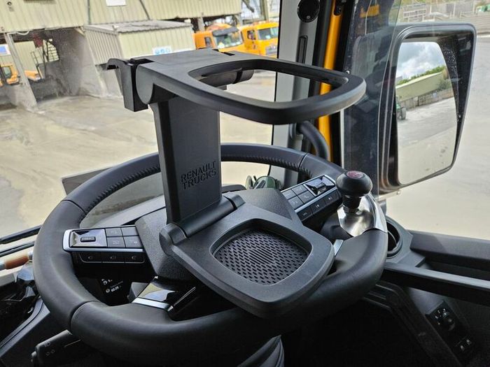 Renault T range cup holder