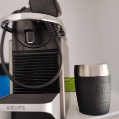 Nesspreso with small travel mug