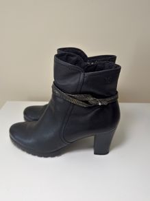 Caprice Women's Ankle Boots