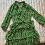 woman dress Image 3
