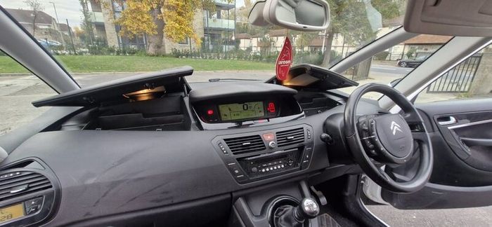 2013 Citreon C4 Picasso NCT'd & LOW MILAGE