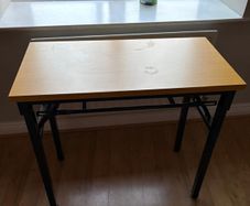 Folding desk