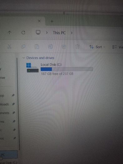 DYNABOOK laptop i3 gen10