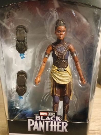 Marvel Legends Shuri