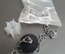 armotage shanks plug/strainer and chain