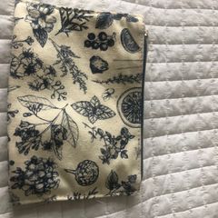 make up bag