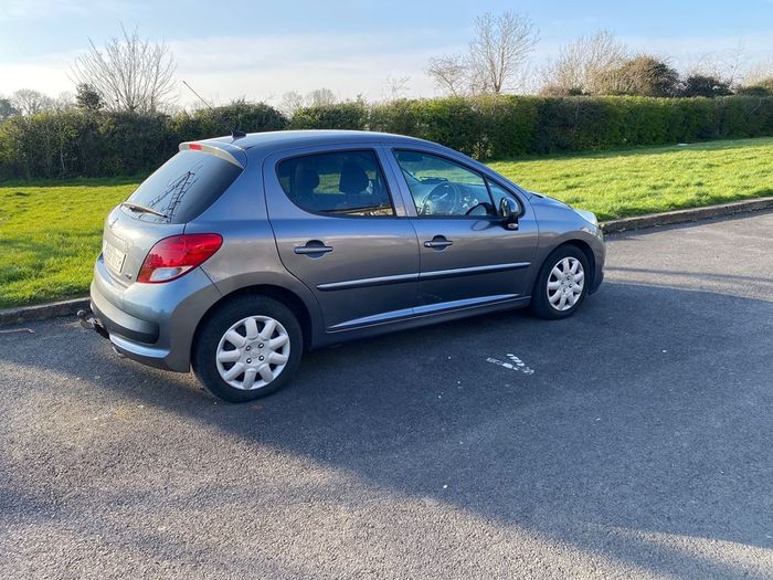 2010 Peugeot 207