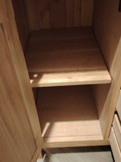 Oak 3 drawer sideboard