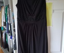 midi black dress