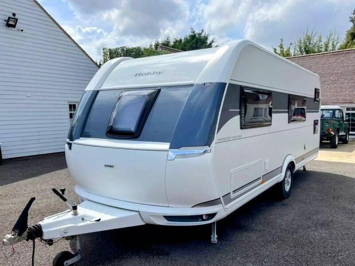 2023 Hobby 6 berth caravan, like new.
