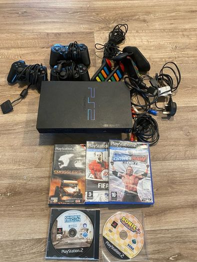 PS2 console 39003 + games