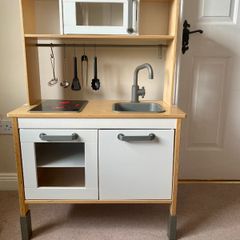 Wooden Kitchen with lots of accessories