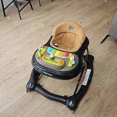 baby walker