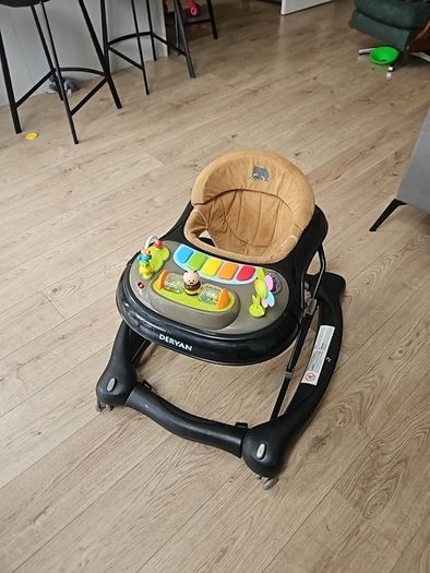baby walker