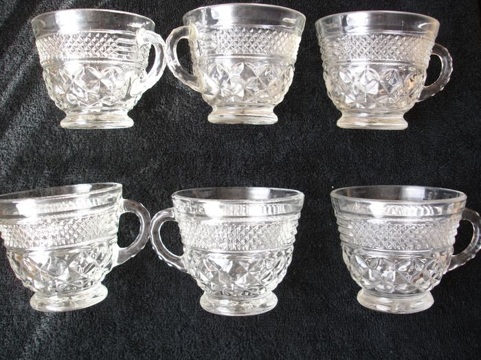 6 Vintage Pressed Glass  Wexford Punch Cups by Anchor Glass Co. USA.