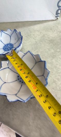 Andrea by Sadek Lotus Bowl Blue White Porcelain Floral Trinket Dish 4.5 Inch 18.00 euro each one.