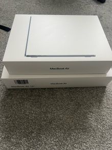 Apple MacBook Air  boxes