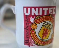 Manchester United Football Club Mug, Red Crest Design