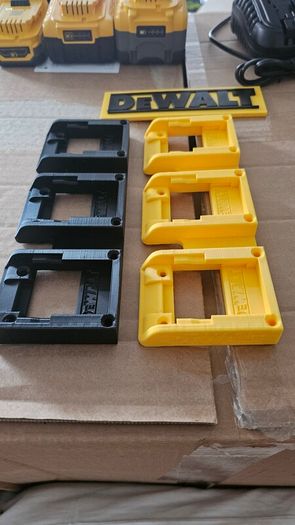 DeWalt Wall Mount Triple Battery Holder