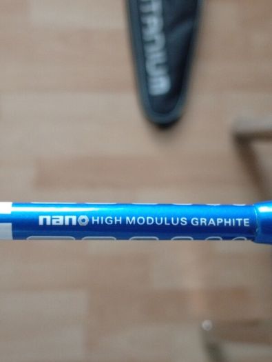 Head nano Titanium Badminton Racket & Case