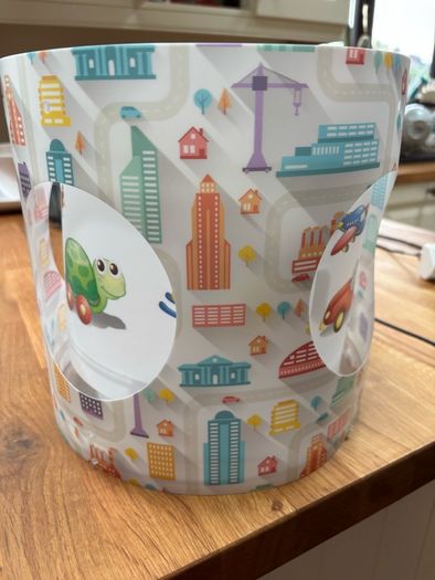 Kids mobile light shade