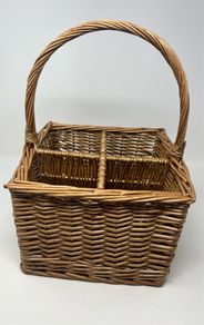 Wicker 4 bottle basket