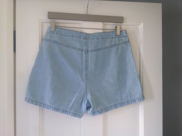 Ladies shorts