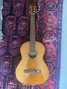 classical guitar Takumi
