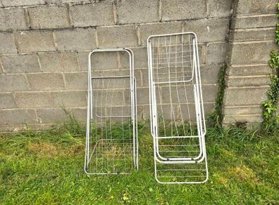 2 clothes dryers