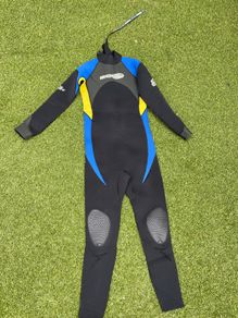 Wetsuit