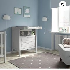 Baby changing table