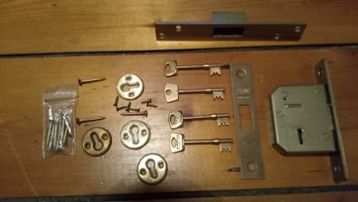 union 5-lever lock