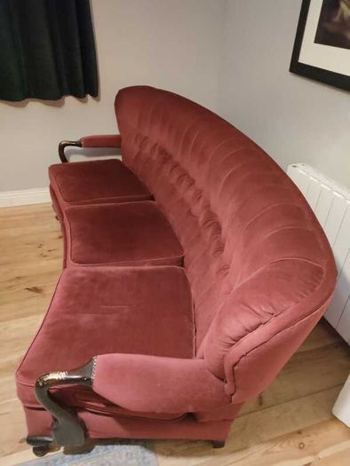 Couch for free. Collection only. Kilmacanogue, Wicklow.