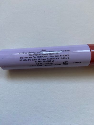 Kulfi lassi lips staining lip oil in Rose 3.8 ml
