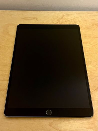Apple iPad Pro 10.5 inch 64GB Space Gray (Wi-Fi) Bundle with Box, Charger & Protective Case