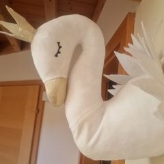 Swan wall decoration