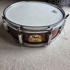 Pearl Omar Hakim Signature Series piccolo snare drum.