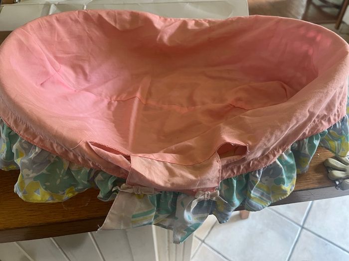 Dolls basket