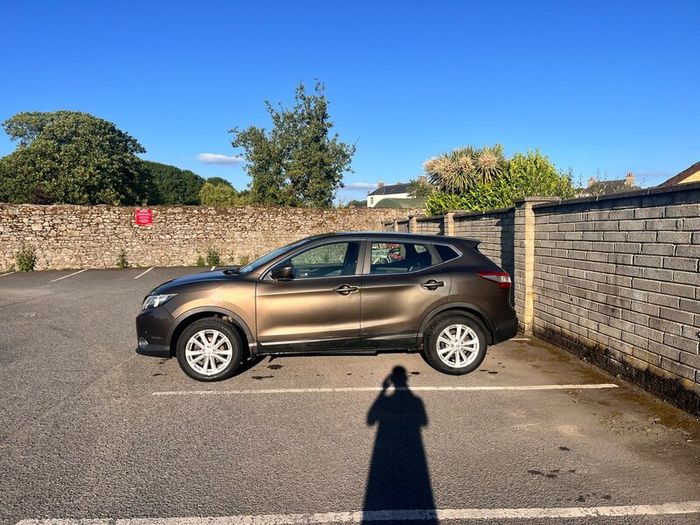 Nissan Qashqai J11 1.5d (Tax until 3/27, NCT 5/27)