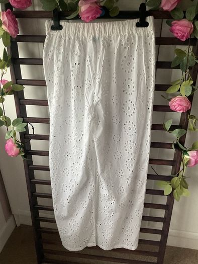 wide leg Bnwot primark Broderie anglaise trousers xsmall