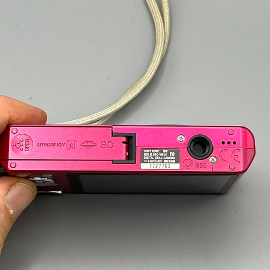 Sony DSC-W610 14.1MP Digital Camera Pink - Boxed - Full Kit